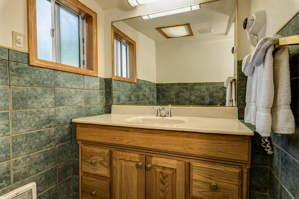 סטייטליין Doc'S Cottages South Lake Tahoe מראה חיצוני תמונה